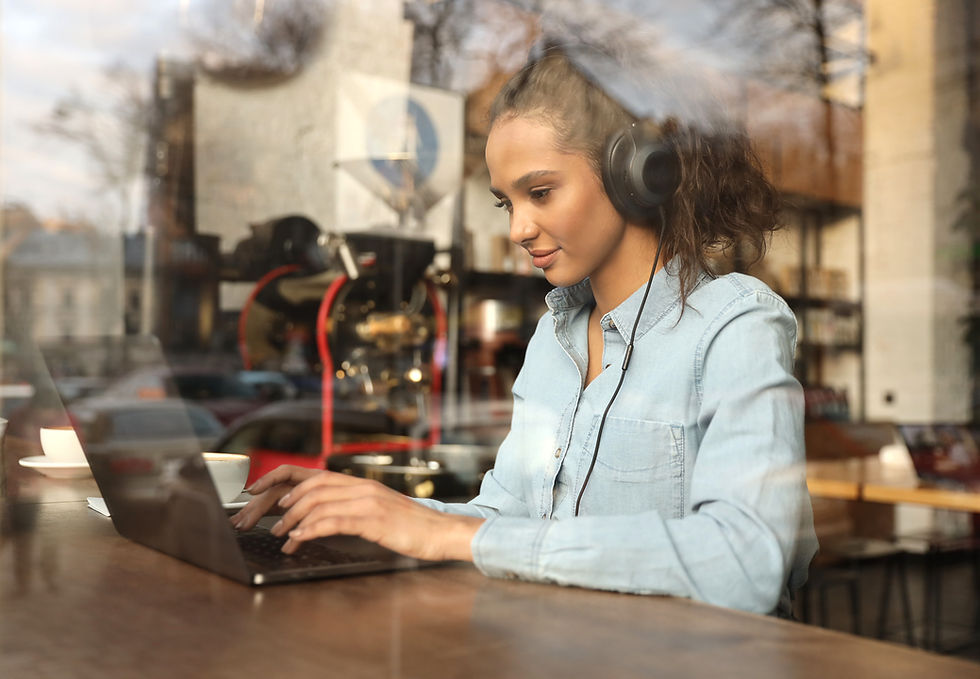 Travailler dans un café